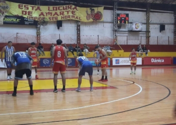 Luz y Fuerza pisó fuerte en el Templo y venció a Tokio Amarillo