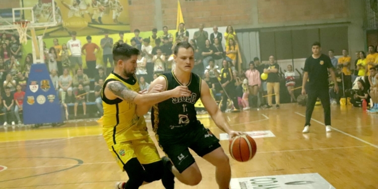 A todo o nada: Siglo XXI y Tirica van por la gloria 