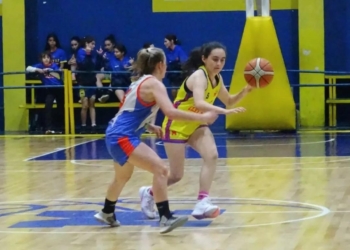 Arrancan las semis de las chicas