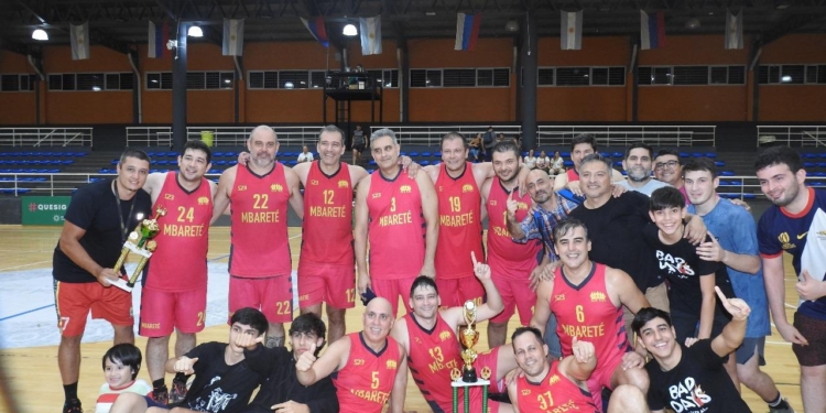 Mbarete Campeón del Maxi +35