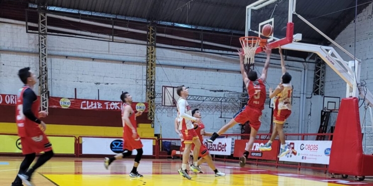 Tokio Rojo consiguió su primer triunfo en el Posadeño