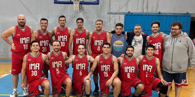 Los dos equipos de Brown festejaron en el arranque del Posadeño