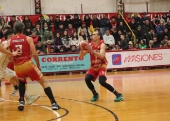 Tokio sufrió, festejó y quedó a un paso del ascenso 