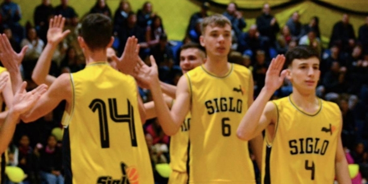 Siglo XXI quiere anotarse como candidato