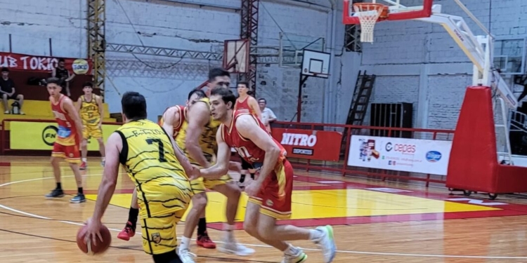 Tirica reaccionó en el final y se llevó un triunfazo de Posadas