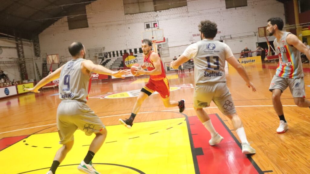 Triunfazo de CAPRI en el Templo para meterse en la final 4