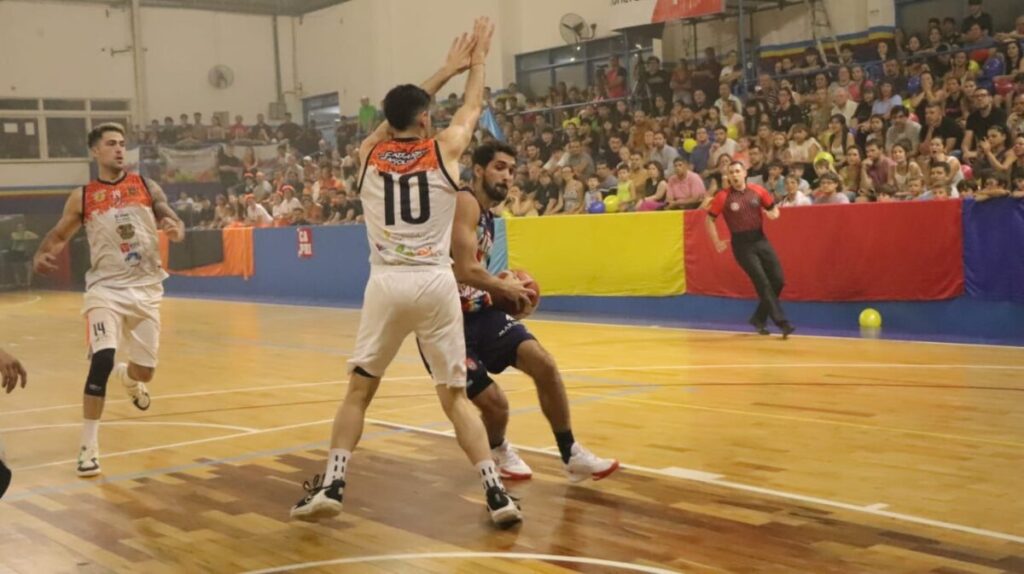 De la mano de Zandomeni, CAPRI forzó un tercer juego 32