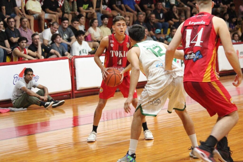 Victoria necesaria: Tokio ganó con contundencia y recobró la confianza 9 Victoria necesaria: Tokio ganó con contundencia y recobró la confianza 8