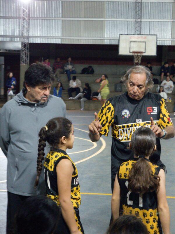 Con las chicas comenzó la acción del torneo posadeño 3 Con las chicas comenzó la acción del torneo posadeño 2