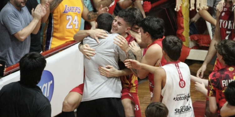 Agónica victoria de Tokio en su templo 1 Agónica victoria de Tokio en su templo