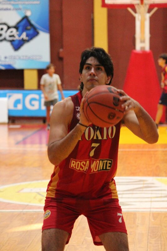 Franco Fragozo se suma a Tokio en reemplazo de González 7 Franco Fragozo se suma a Tokio en reemplazo de González 6