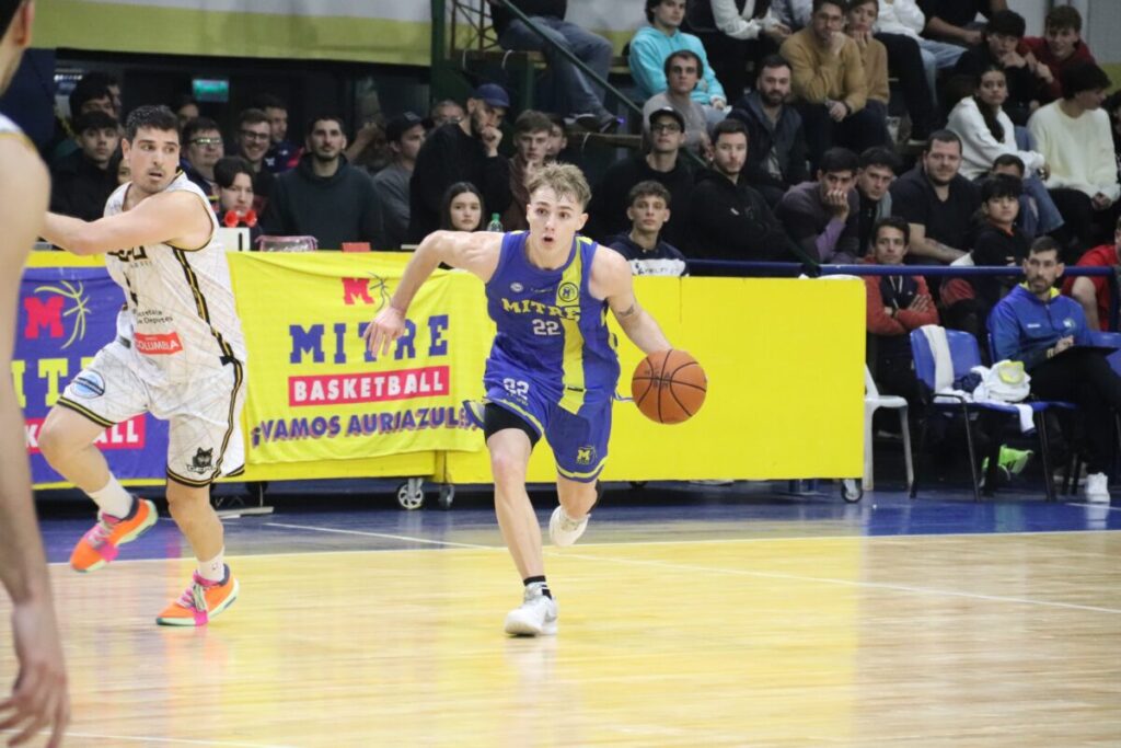“Auriazul letal”: Mitre dominó y se metió en cuartos de final 8