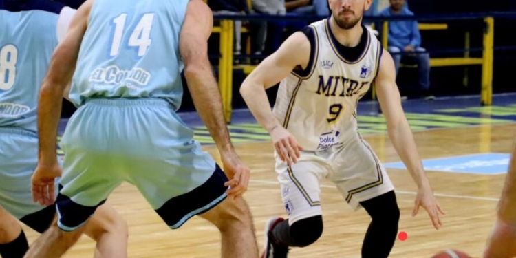 Mitre ganó en casa y se adelantó ante OTC 1