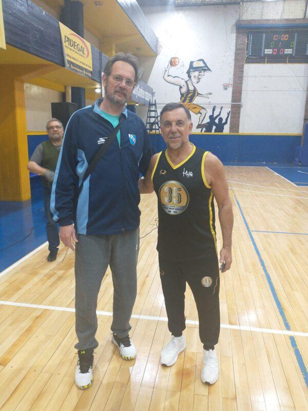 Mauricio Hedman, el misionero que jugó con Manu 5 Mauricio Hedman, el misionero que jugó con Manu 4