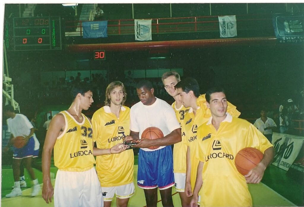 Mauricio Hedman, el misionero que jugó con Manu 7 Mauricio Hedman, el misionero que jugó con Manu 6