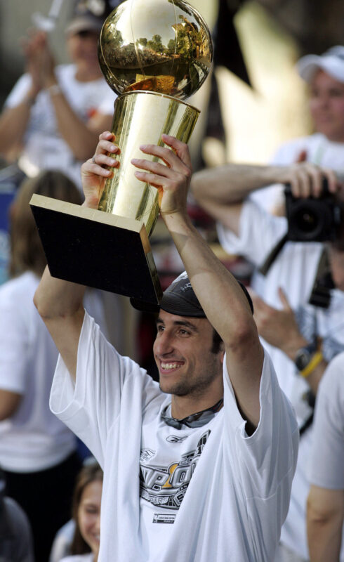 Los 48 de la leyenda: ¡Feliz cumple Manu! 15 Los 48 de la leyenda: ¡Feliz cumple Manu! 14