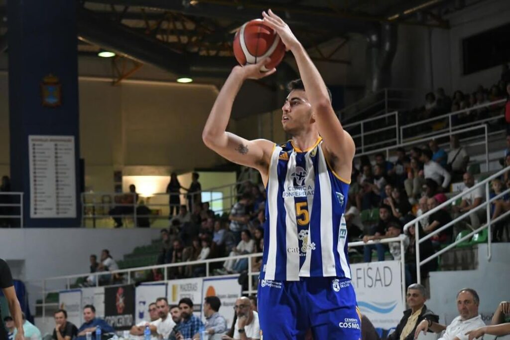 Juan Hierrezuelo se viste de Celeste 5 Juan Hierrezuelo se viste de Celeste 4