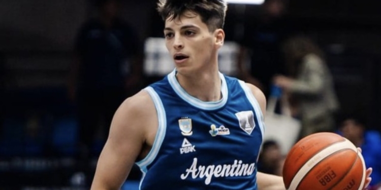 Juani Marcos brilló en el debut a paso firme de Argentina