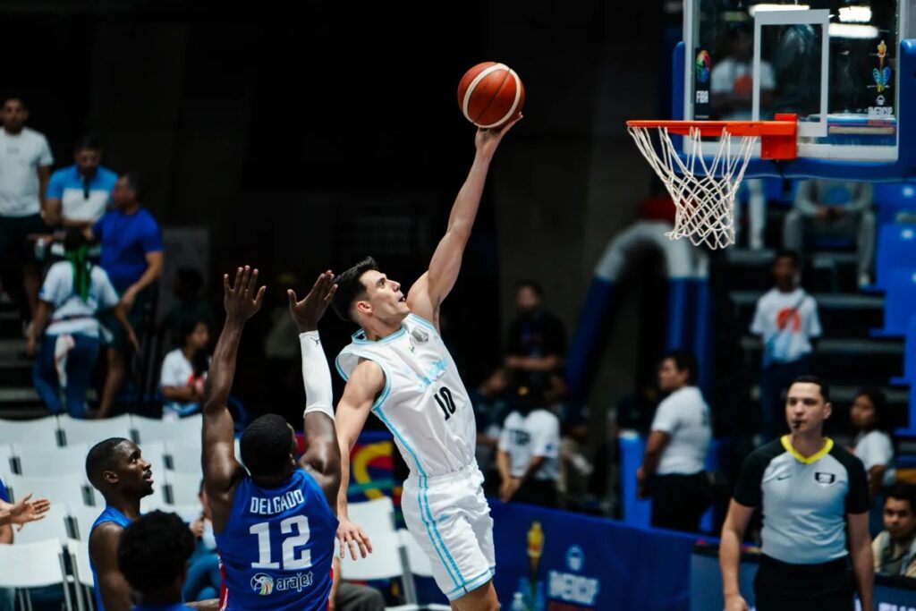 Derrota Argentina y batalla campal en la AmeriCup 3 Derrota Argentina y batalla campal en la AmeriCup 2