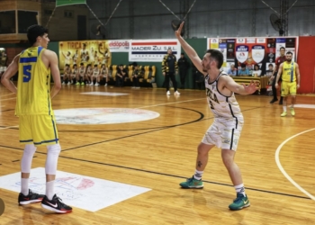 Mitre arrancó a paso firme en Eldorado