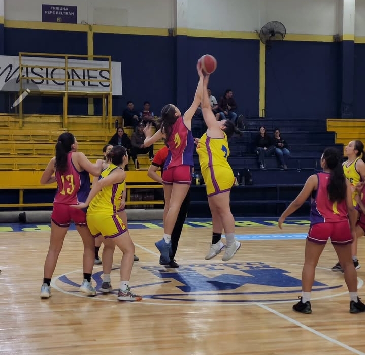 Luz y Fuerza y Mitre sellaron su pase a la siguiente ronda 3 Luz y Fuerza y Mitre sellaron su pase a la siguiente ronda 2