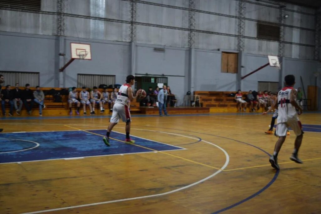 Luz y Fuerza y Villa Urquiza festejaron en el inicio del Posadeño 5 Luz y Fuerza y Villa Urquiza festejaron en el inicio del Posadeño 4