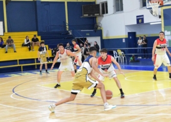 Mitre aplastó a Itapúa y se transformó en el único líder del Posadeño