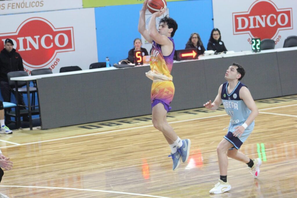 OTC sufrió ante El Coati y se quedó con la victoria 7 OTC sufrió ante El Coati y se quedó con la victoria 6
