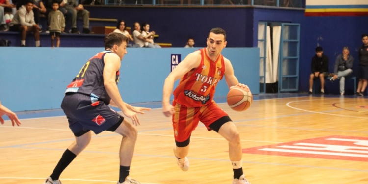 Tokio fue mejor y se impuso ante CAPRI 1 Tokio fue mejor y se impuso ante CAPRI