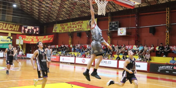 Tokio superó a El Coati y ganó en casa