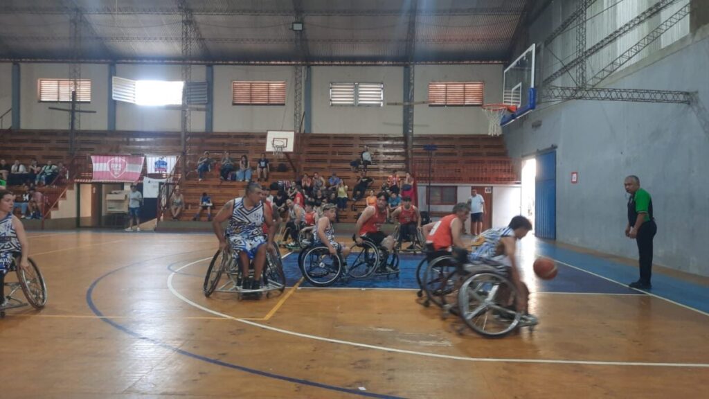 Objetivo cumplido: Luz y Fuerza avanzó de ronda e irá por el ascenso  8