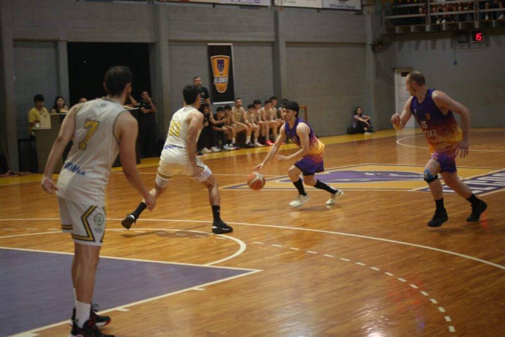 Con clásicos, se cierra la fase regular 7 Con clásicos, se cierra la fase regular 6