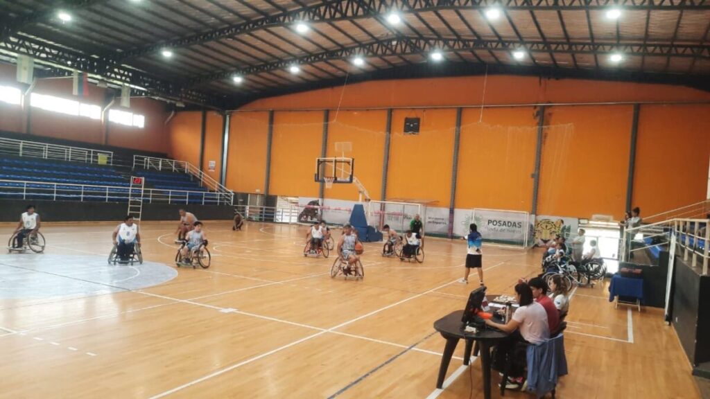 Objetivo cumplido: Luz y Fuerza avanzó de ronda e irá por el ascenso  16