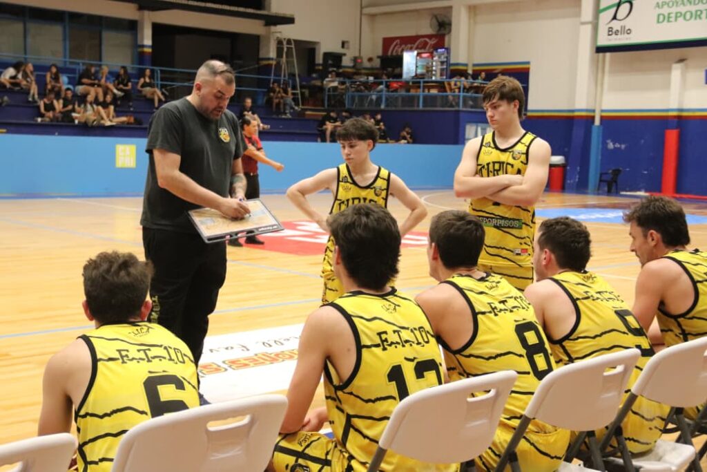 CAPRI volvió al triunfo ante Tirica 8