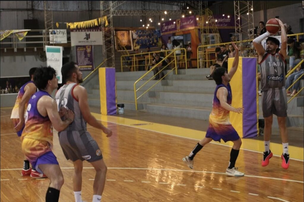 Tokio pisó fuerte en el norte y venció a El Coatí 4