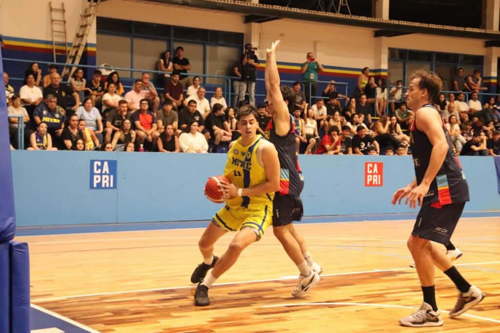 En un partidazo, Mitre se quedó con la victoria ante CAPRI 7 En un partidazo, Mitre se quedó con la victoria ante CAPRI 6
