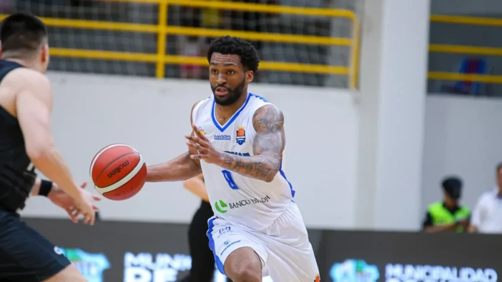 OTC se recuperó y venció a Baurú 15