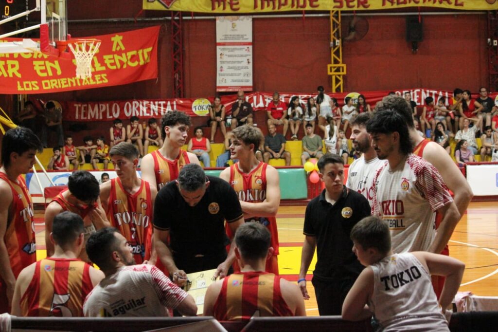 Tokio volvió a ganar y es finalista 8