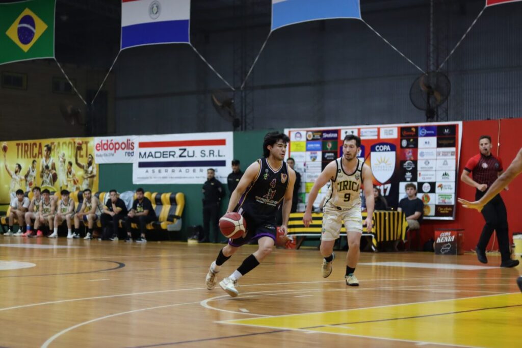 El Coatí volvió a festejar en el clásico eldoradense 10