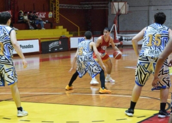 Tokio y Luz y Fuerza abren las semifinales del Posadeño 9