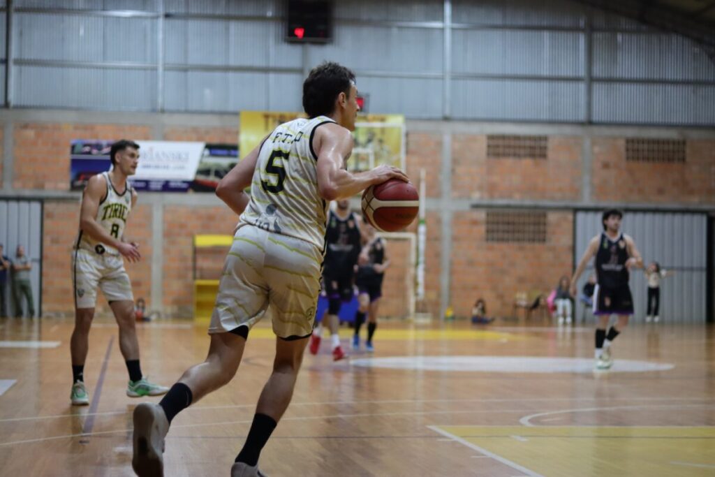 El Coatí volvió a festejar en el clásico eldoradense 2