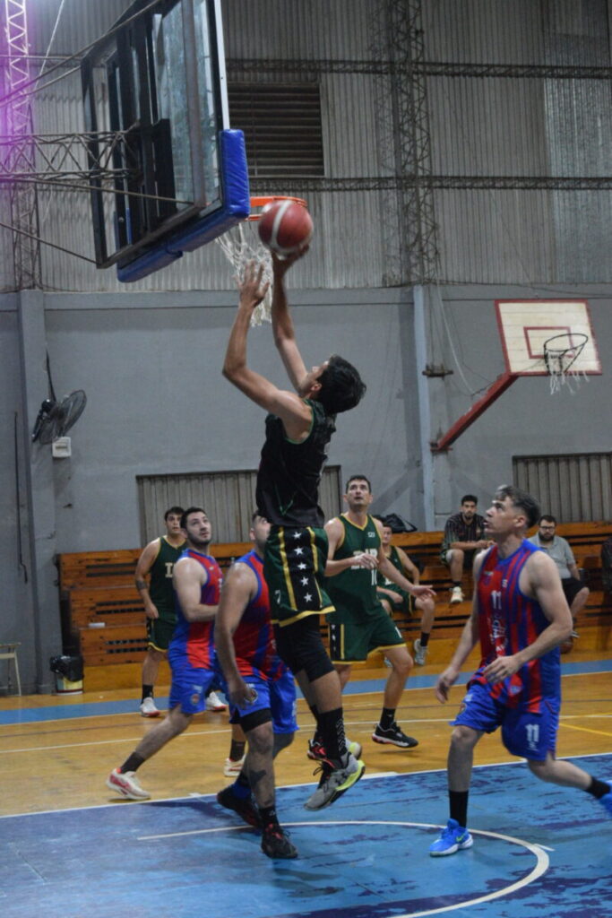 Villa Urquiza y Tokio volvieron a ganar y sellaron su pase a semifinales 4