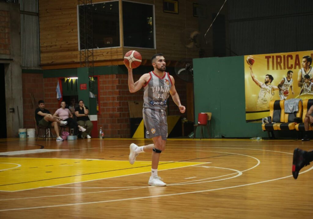 Tokio ganó y se metió en semis 7 Tokio ganó y se metió en semis 6