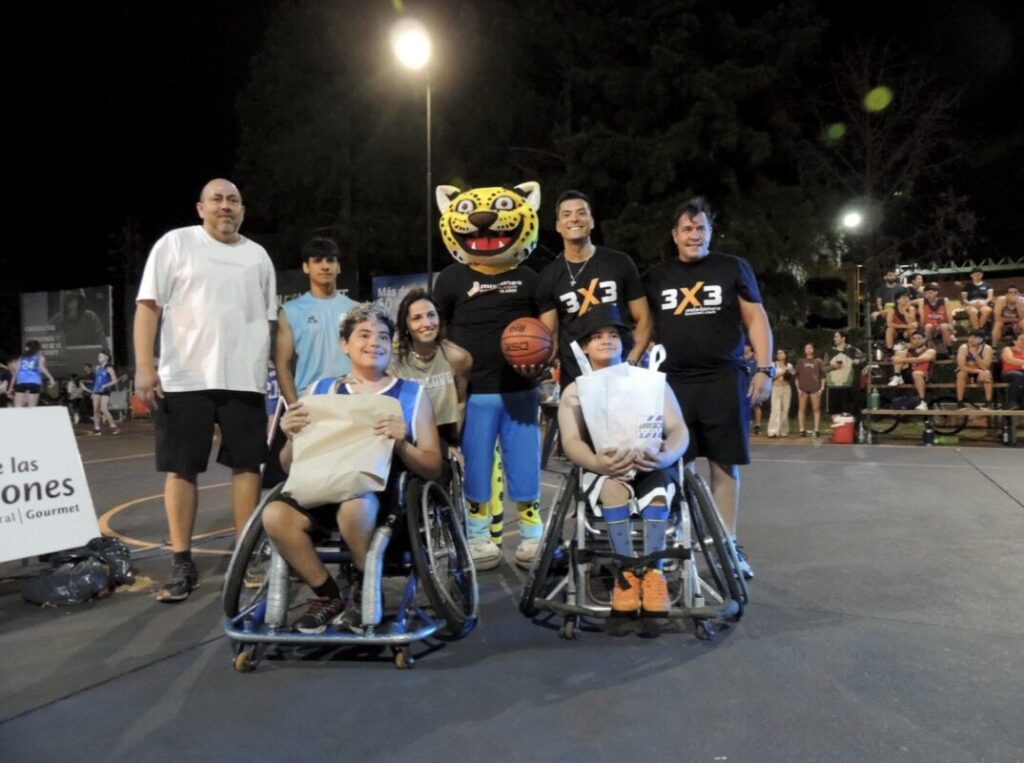 Festejo inolvidable por los 16 años de Misiones Básket  20