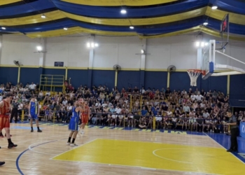 Partidazo y triunfo de Mitre en la primera final 