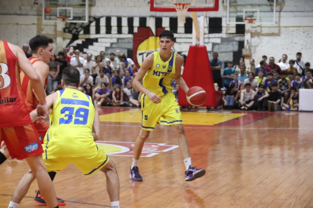 Tokio volvió a su ADN, se quedó con un partidazo e igualó la serie final 5 Tokio volvió a su ADN, se quedó con un partidazo e igualó la serie final 4