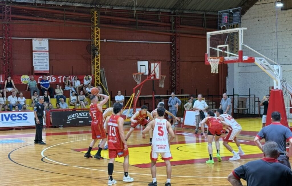 Dura caída de Tokio en su templo  2
