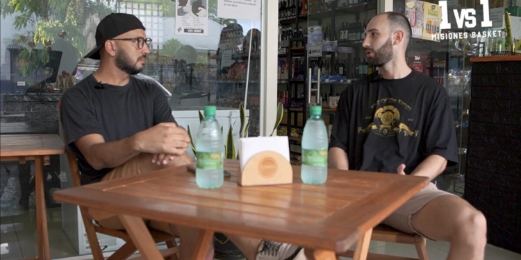 Kako Zandomeni se animó al 1vs1