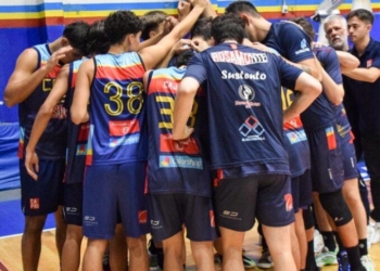 Mitre se quedó con un duro duelo ante CAPRI