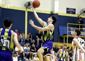 Mitre fue muy superior a Córdoba y ganó en casa